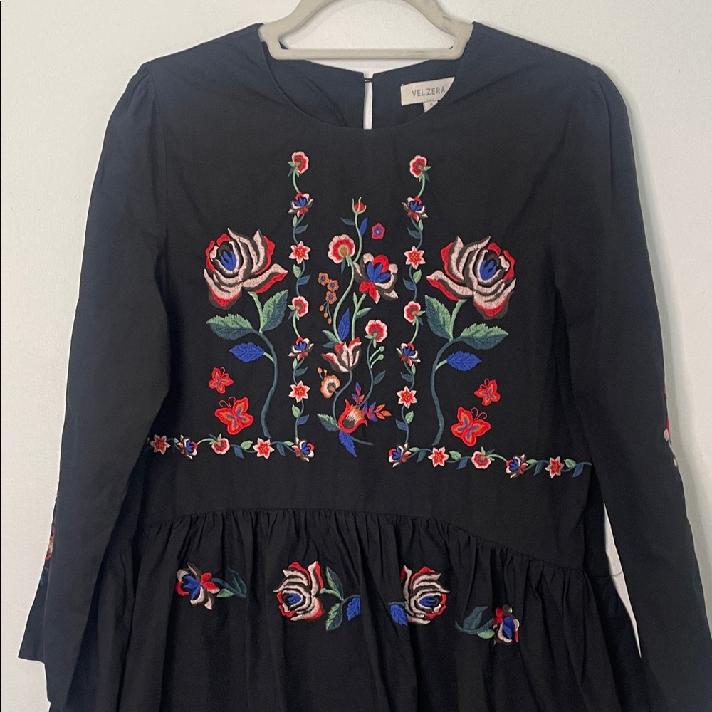 Velzera Bohemian Black Dress with Colorful Floral Design Womens size Small - Picture 2 of 7